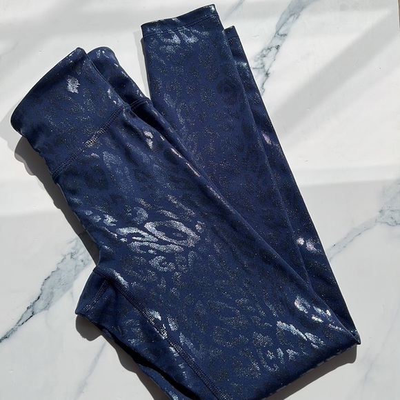 Heroine Sport Leggings Blue Animal Print Cropped Metallic! - Picture 3 of 6